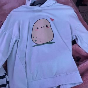 im selling this hoodie it is a size medium and has never been worn